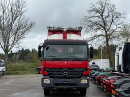 MERCEDES-BENZ Actros 3241 8x4 Silo Isoliert