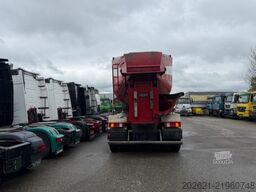 MERCEDES-BENZ Actros 3241 8x4 Silo Isoliert