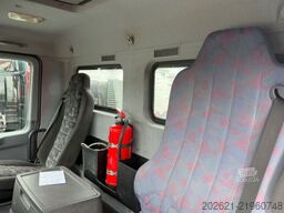 MERCEDES-BENZ Actros 3241 8x4 Silo Isoliert