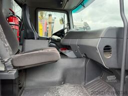 MERCEDES-BENZ Actros 3241 8x4 Silo Isoliert