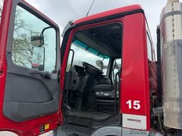 MERCEDES-BENZ Actros 3241 8x4 Silo Isoliert