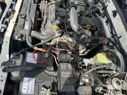 TOYOTA Hilux 4x4 Winterdienst Kipper Schnepflug