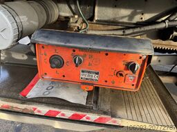 Krone 3 ass geisoleerde oplegger met laadklep