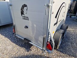 Cheval Liberté Touring One single Horse Trailer Frontexit Pullman