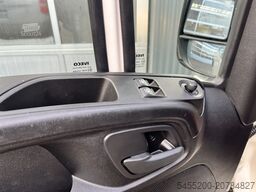 Iveco Daily 35S11D 3 zijden kipper Airco Telefoonverb...