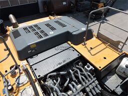 Liebherr R956