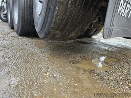 VOLVO FM-480-37 8x4 Kipper Ad-Blue Lift-Lenk