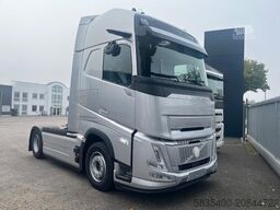 Volvo VOLVO FH 500 ISAVE Aero Demo-Truck!! Black-Int.