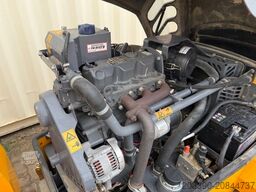 HAMM HD12VV / 2012 BJ / 1.369 H / 2.695 KG