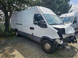 IVECO Daily Kasten HKa 35 S... Radstand 3950