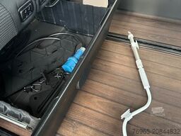 MERCEDES-BENZ V250 4M MARCO POLO KÜCHE SPORTPAKET NAVI LED AHK