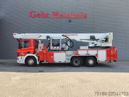 Piattaforma di sollevamento Scania P124-420 6x2 Vema 333 TFL-E Firetruck
