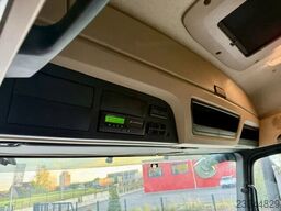 Mercedes-Benz Actros 1845 StreamSpace / Euro 6