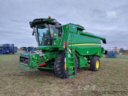 John Deere T660i