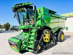 John Deere S790