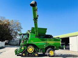 John Deere S790