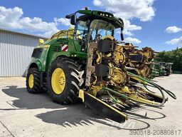 John Deere 9700i