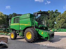 John Deere T550