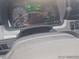 FUSO Canter 7C18 3-Sitzer Klima Koffer Ladebordwand