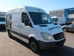 MERCEDES-BENZ Sprinter II Kasten 210 CDI / Nr. 174