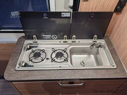 WEINSBERG CARABUS 600 MQ /140PS / CARE-DRIVE-PAKET ADVANCE