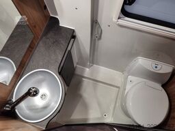 KARMANN DEXTER 600 / -2026-/ EINZELBETTEN  & BAR VERSION