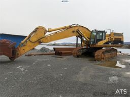 CAT 365C excavator with tooth bucket