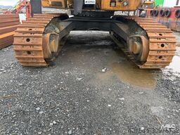 Caterpillar 365C excavator with tooth bucket