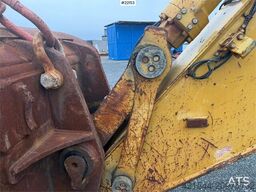 Caterpillar 365C excavator with tooth bucket