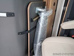 KARMANN Dexter 4x4 DE 570 AW 170 PS, Alufelgen, AHK