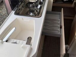 EURAMOBIL Van V 635 EB Alufelge, Keyless Entry, RFK, Radio