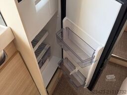 EURAMOBIL Van V 635 EB Alufelge, Keyless Entry, RFK, Radio