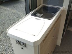 EURAMOBIL Van V 635 EB Klimaauto., Fahrassistenzpaket, RFK