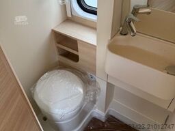 EURAMOBIL Van V 635 EB Klimaauto., Fahrassistenzpaket, RFK