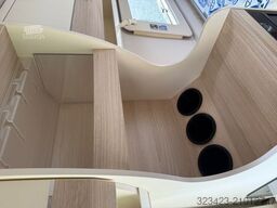 EURAMOBIL Van V 635 EB Klimaauto., Fahrassistenzpaket, RFK