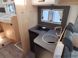 SUNLIGHT Adventure T Ford 680 Markise/SAT/TV/Solar/Navi