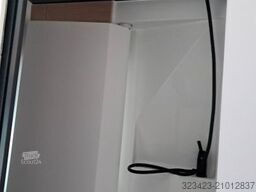 ADRIA Twin 60Y 640 SLB Automatik, Zuziehhilfe