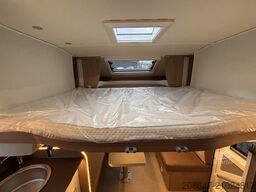 BÜRSTNER Lyseo TD Harmony Line 727 G *Lithium*Solar*Navi*