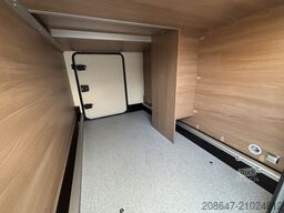 BÜRSTNER Lyseo TD Harmony Line 727 G *Lithium*Solar*Navi*