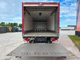 Scania P 320 6x2*4 FRIGOBLOCK EK13U / BOX L=9289 mm