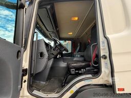 Scania P 320 6x2*4 FRIGOBLOCK EK13U / BOX L=9289 mm