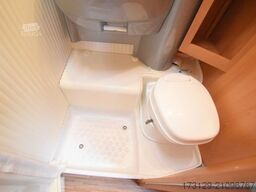 DETHLEFFS T 6611 ADVANT. EINZELBETTEN 2SOLAR SAT+TV LUFTF.