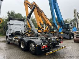 Mercedes-Benz Actros 2543