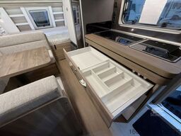 HOBBY Excellent Edition 490 KMF Garagenklappe