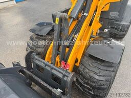 SCHAEFFER 2445 S * Kompaktlader* Schaufel*Gabel* 210 Std.*