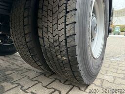 MERCEDES-BENZ AROCS 1843 4x2 Kipper Kran Palfinger PK12.501