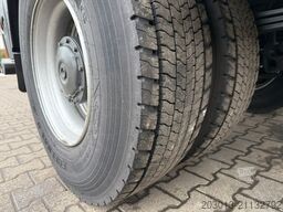 MERCEDES-BENZ AROCS 1843 4x2 Kipper Kran Palfinger PK12.501