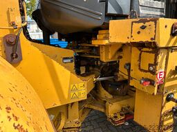 CATERPILLAR Radlader 962H/ AC/ 9.300 Bh/ Scheckheft CAT