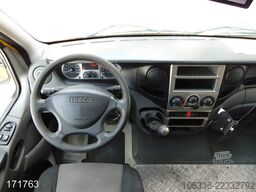 IVECO Daily 35 S 11 A / P Maxi Postkoffer Regalsystem