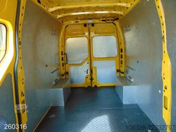 RENAULT Master 2.3 dCi 135 L3H2 Kamera